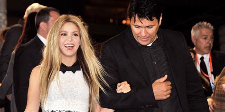 Gerard Piqu&eacute; shakira and brother gerard piqu&eacute; foto (19520953) fanpop