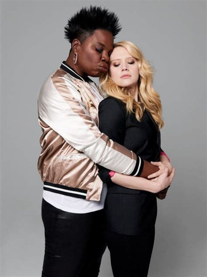 ghostbusters stars kate mckinnon and leslie jones aren't afraid of no