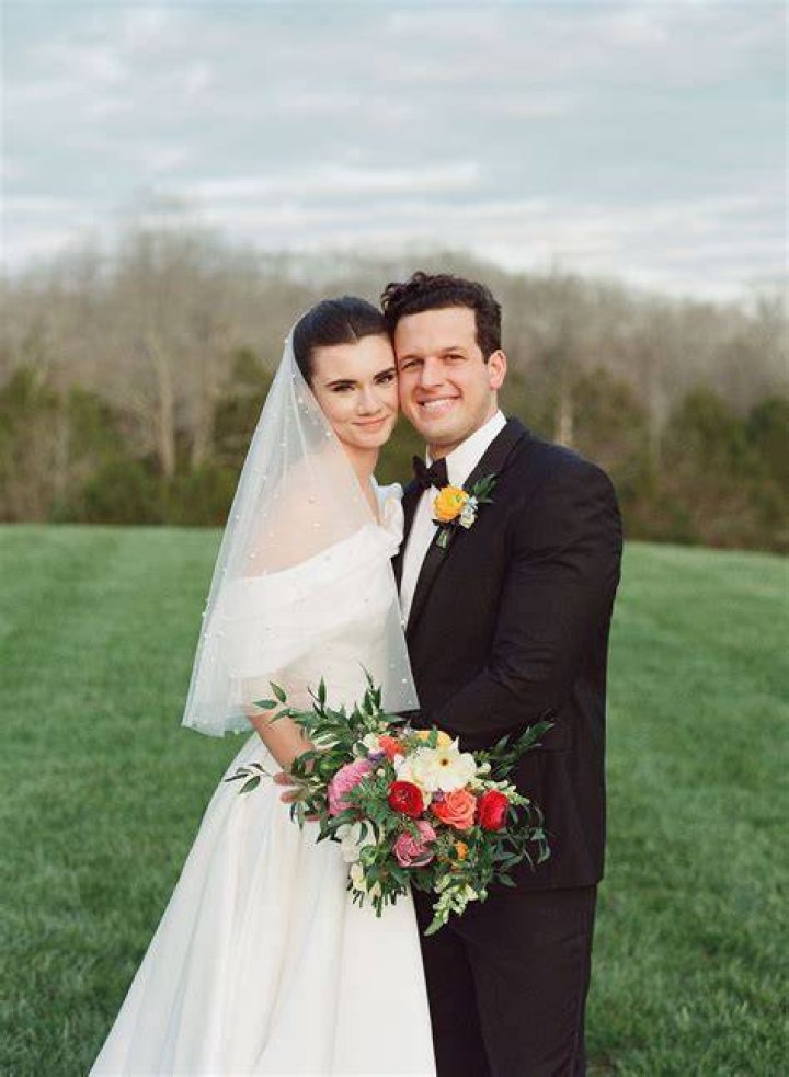 Gillian Flynn Husband: Who Is Brett Nolan?