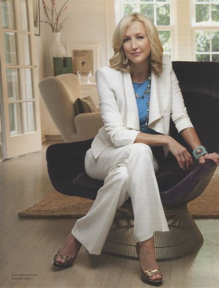 GMA&rsquo;s Lara Spencer poses with &lsquo;twin&rsquo; daughter Katharine, 18, as teen