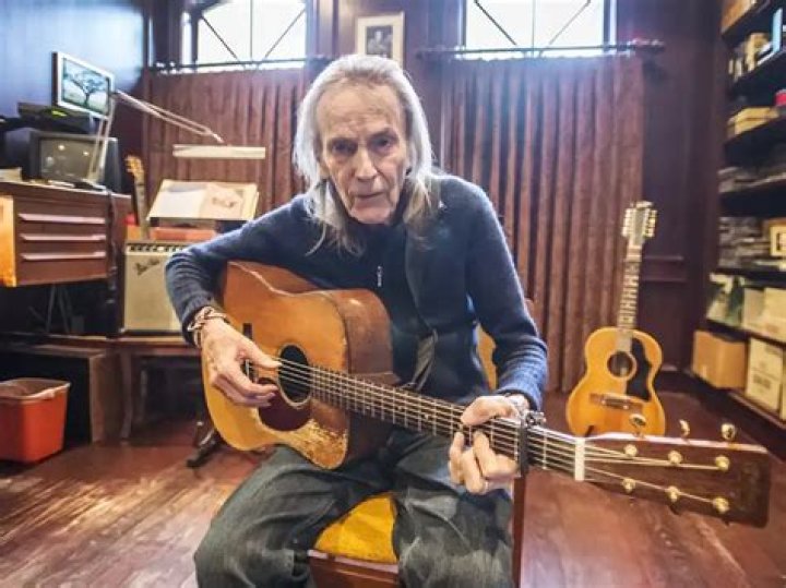 Gordon Lightfoot Siblings Meet Sister Beverley Lightfoot