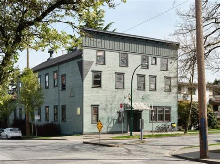 Guelph Park, 2390 Brunswick St, Vancouver, BC V5T 3L8