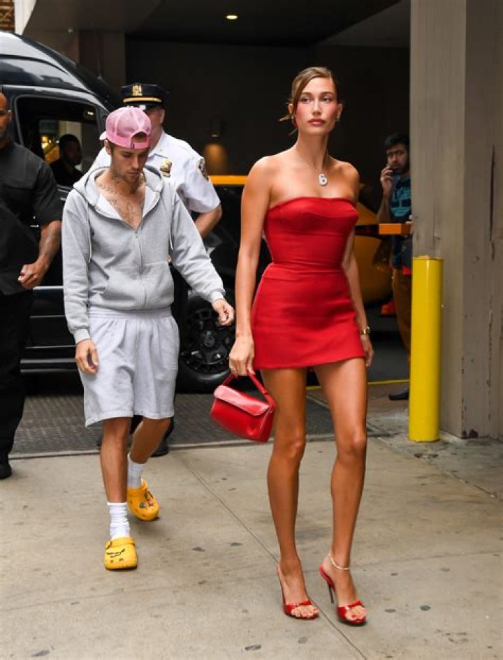 Hailey Bieber's Full Name: Unveiling The Model's Real Identity
