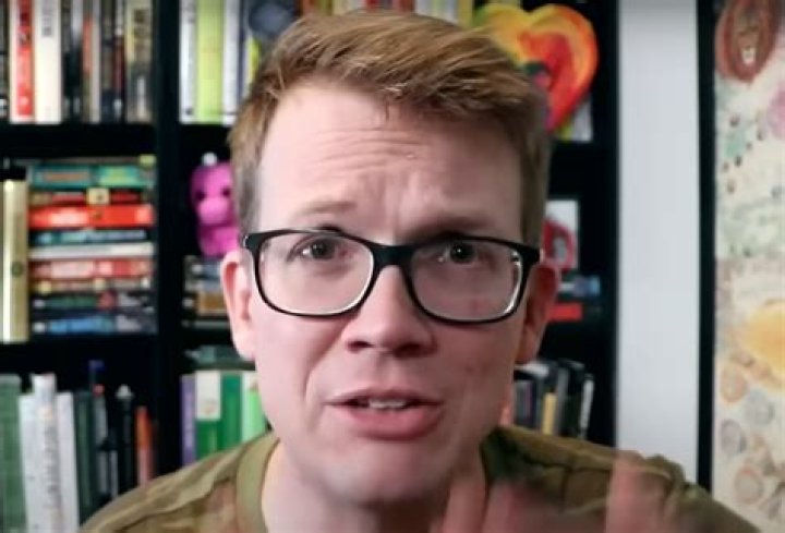 Hank Green Net Worth YouTube Career and Investments [2023 Update]