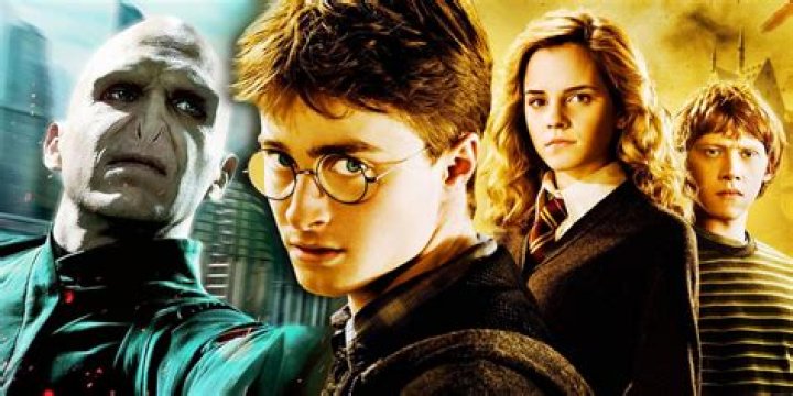 HARRY POTTER VÀ HÒN ĐÁ PHÙ THỦY