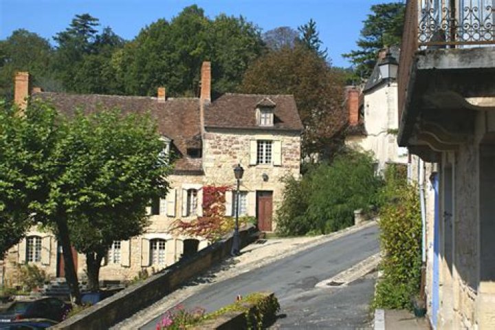 Hautefort old town
