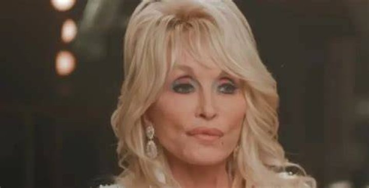Have You Ever Seen Dolly Parton Without Wig? Lewigs