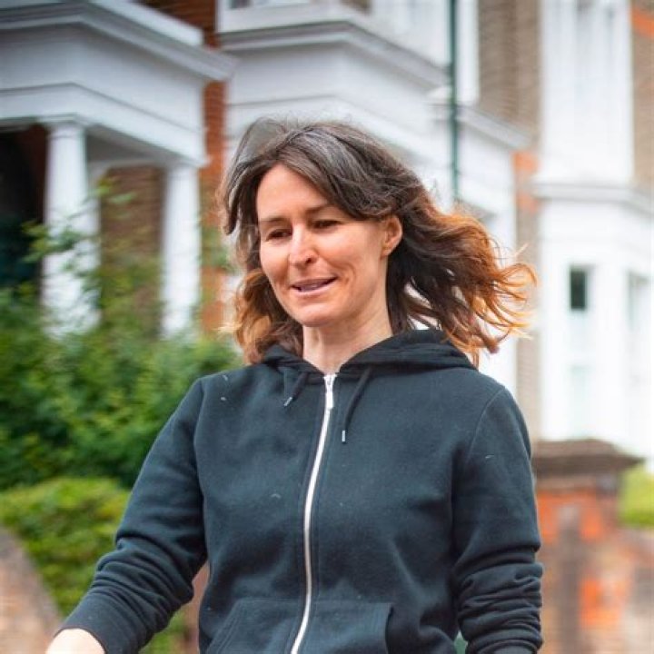 Helen Baxendale (Friends) Wiki Husband, Net Worth, Kids