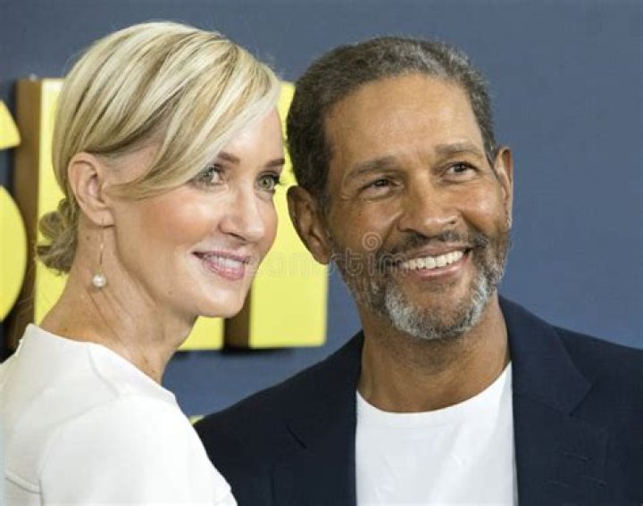 Hilary Quinlan Y Bryant Gumbel Fotograf&iacute;a editorial Imagen de cable