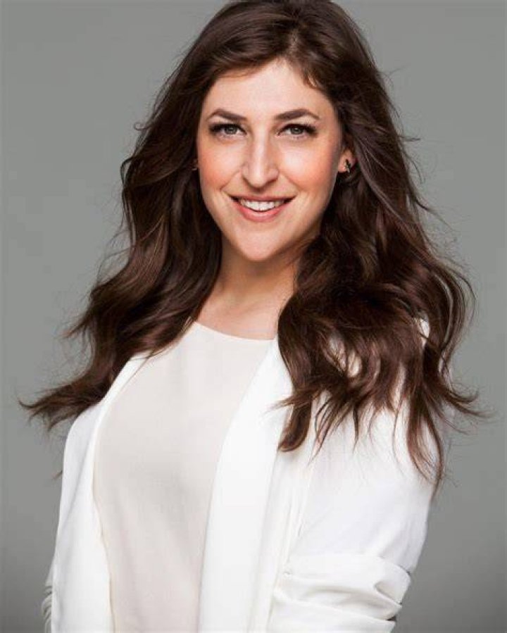 Hire Actress Mayim Bialik for your Event PDA Speakers