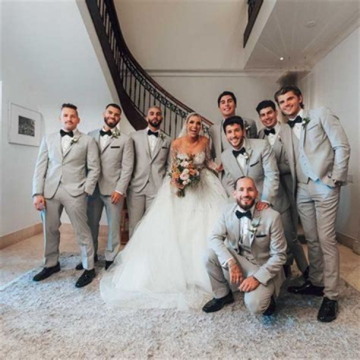 How Are Lele Pons And Chayanne Related? Know Everything About Her