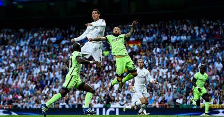 How high can Ronaldo jump?
