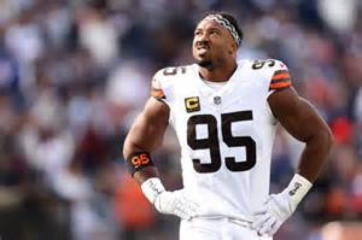 How many years has Myles Garrett been in the NFL? How much can Myles Garrett bench press? How high is Myles Garrett vertical?