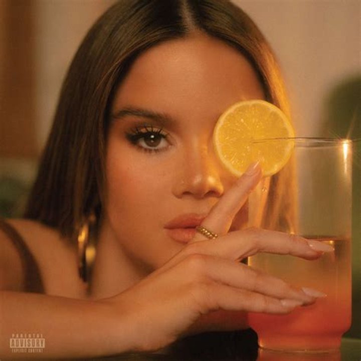 How Tall is Maren Morris? [July 2023] Mute Control