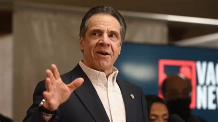 How Tall Is The Former Mayor?