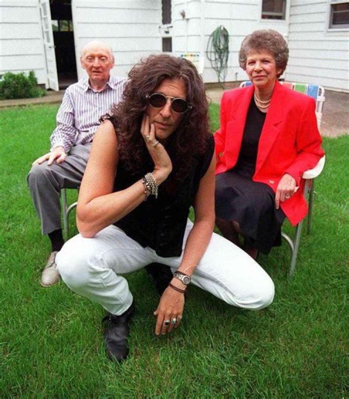 Howard Stern Announces His Father Ben Recently Died at Age 99 ResetEra