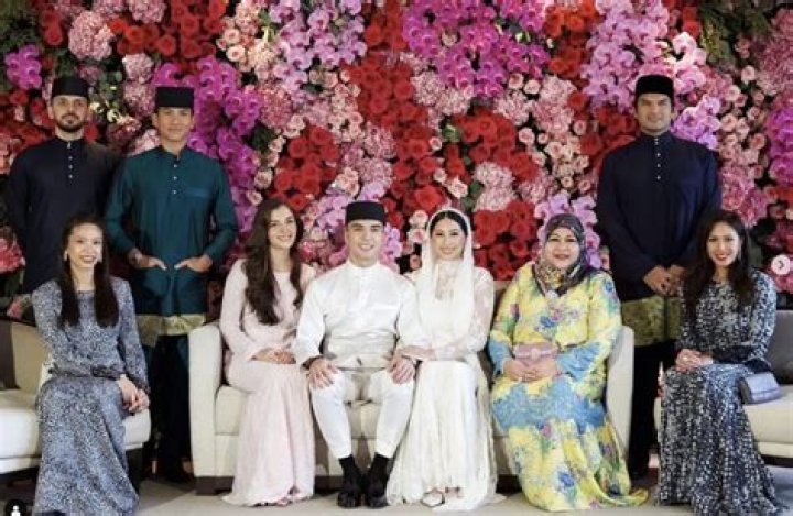 Ini Latar Belakang Keluarga Kekasih Putera Mateen , Anisha IsaKalebic