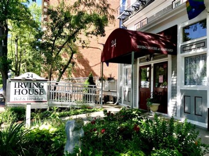 Irving House, 302 Royal Ave, New Westminster, BC V3L 1H7