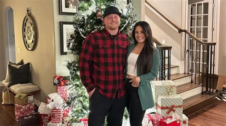 Is Alex Taylor Married?