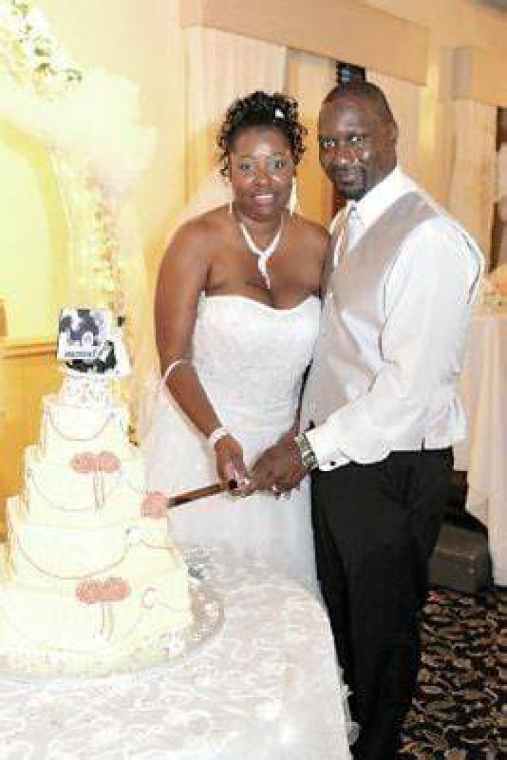 Is Calvin Richardson married?