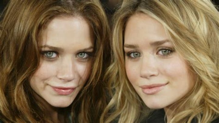 Is Kaitlin Olson related to the Olsen twins ? Who are Kaitlin Olson and