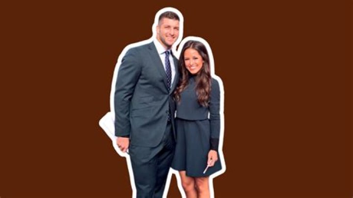 Is Kaylee Hartung married?
