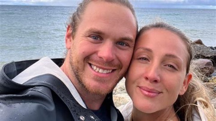 Is Mike Holmes Jr Still Married?