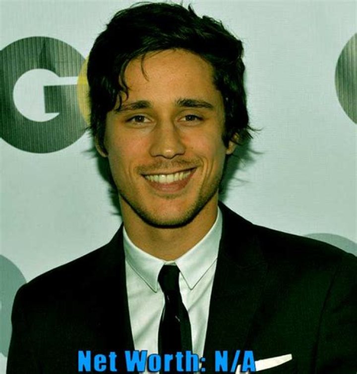 Is Peter Gadiot Married to Wife or Dating to Girlfriend? Know His Net Worth and Bio. EcelebGossip