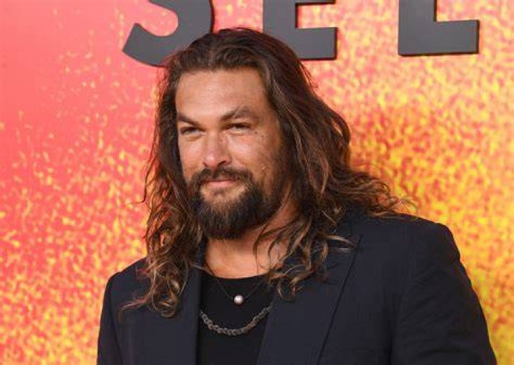 Jason Momoa Says He And Lisa Were "Starving" After His Early GOT Exit