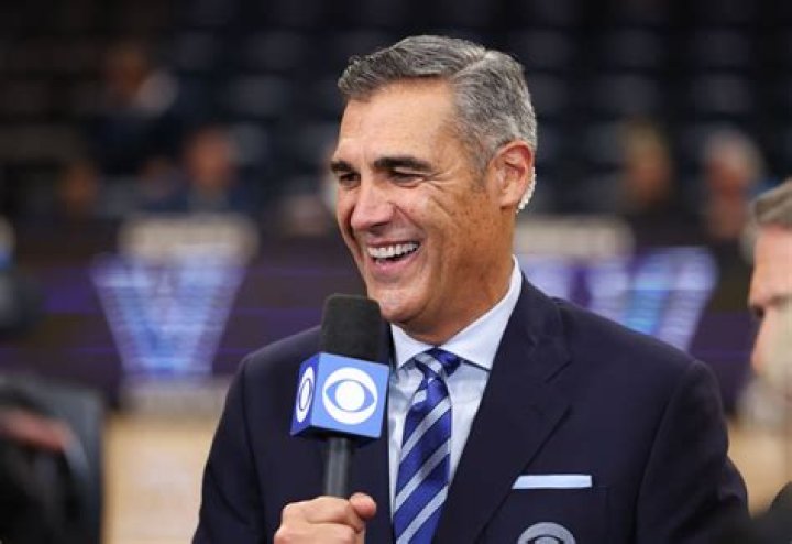 Jay Wright says he has no intention to leave Villanova Wildcats but