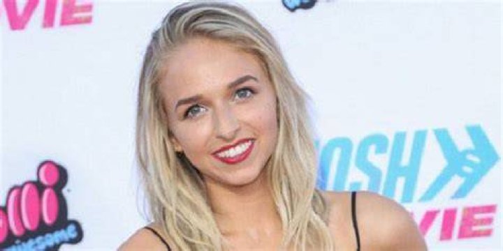 Jenn McAllister (jennxpenn) Bio Facts, Childhood, Family