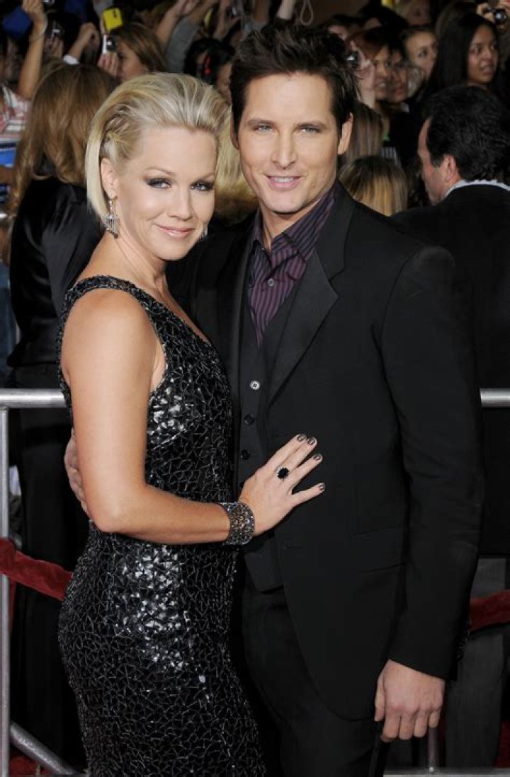 Jennie Garth and Peter Facinelli file for divorce