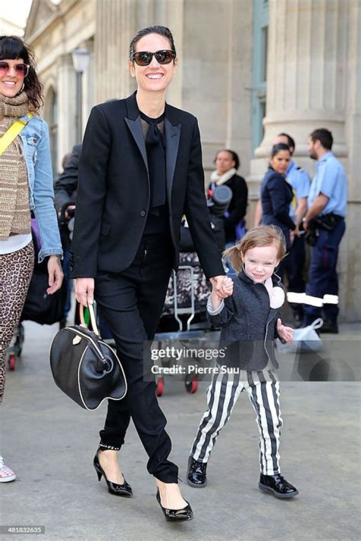 Jennifer Connelly and her daughter Agnes out in London on June 26th