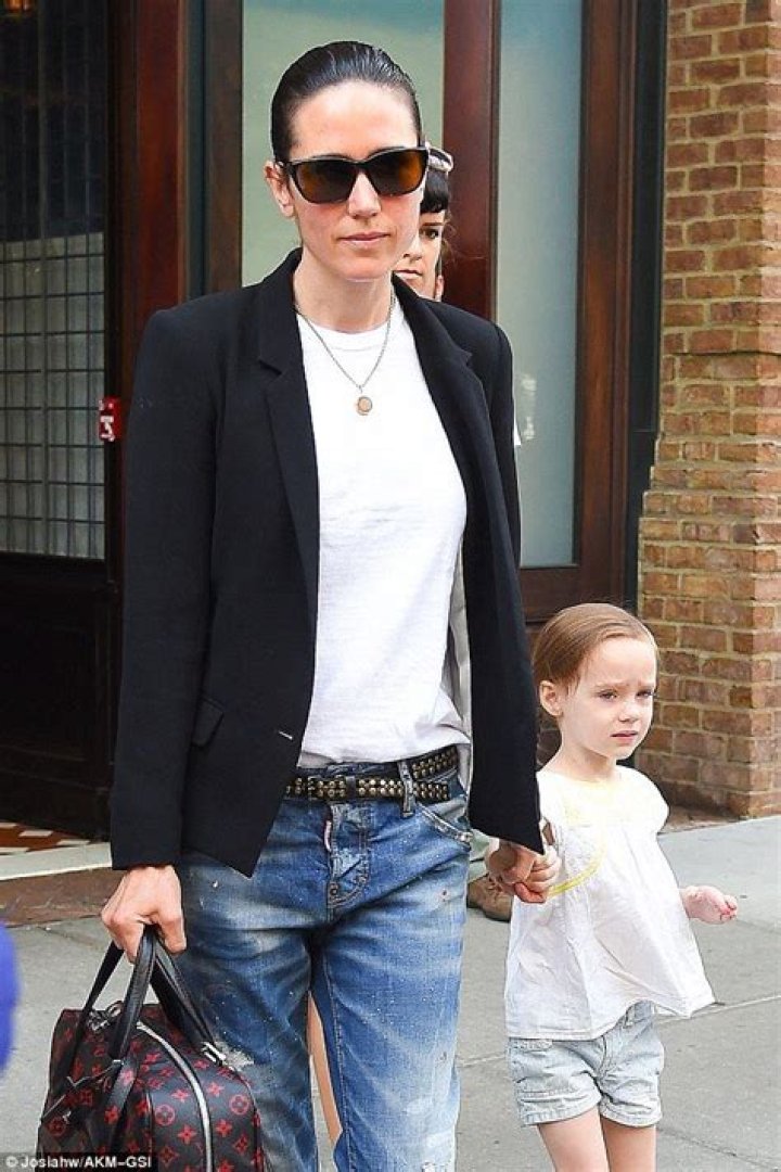 Jennifer Connelly bonds with her daughter Agnes in New York Daily