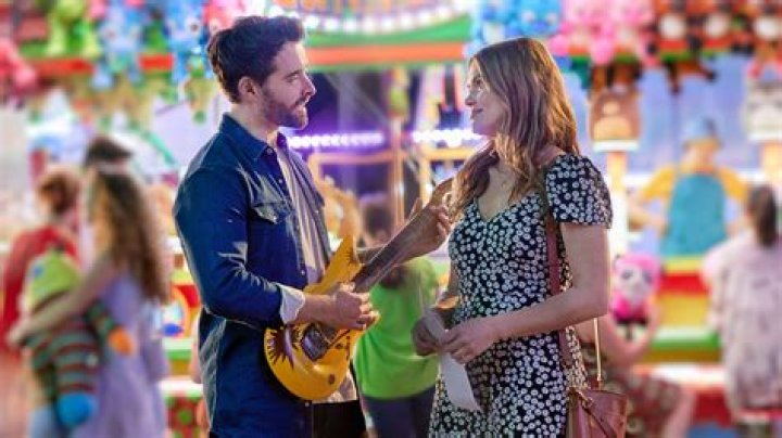 Jodie Comer's Dating History: Past And Present Relationships