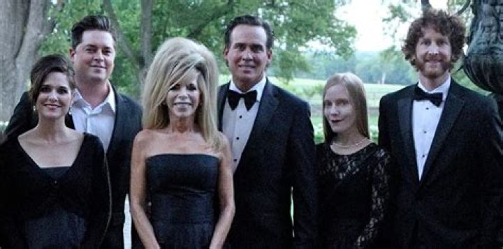 Joe Lara Family, Daughter, Net worth, Ex Wife, Age, Dead in plane crash
