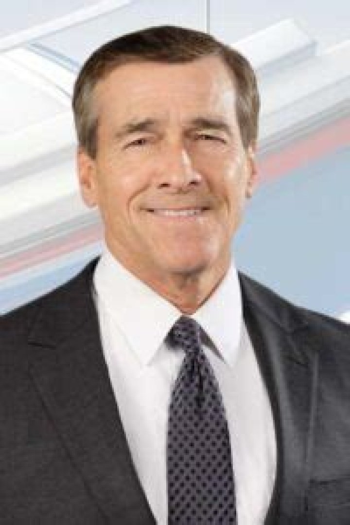 John Knicely Bio, Wiki, Age, Family, Wife, WOWT, Net Worth The Whois Bio