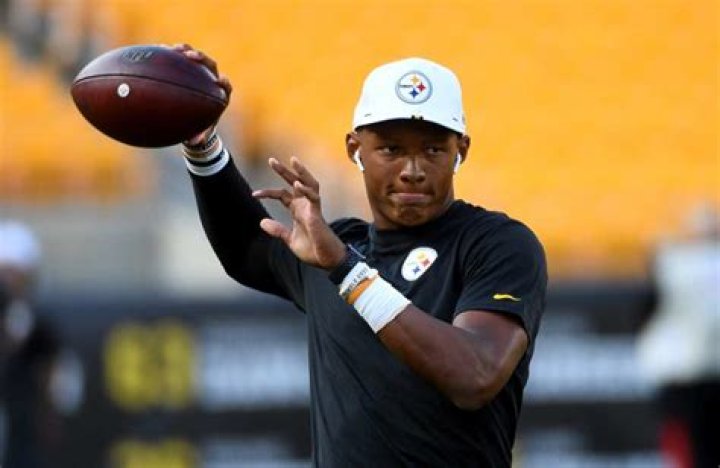 Joshua Dobbs Wife Is Joshua Dobbs Married?