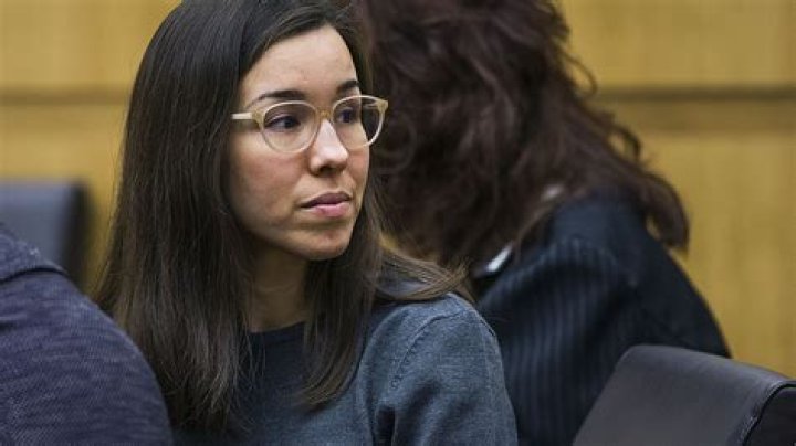 Jury starts deliberating in Jodi Arias sentencing trial