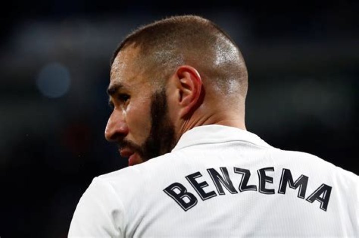 Karim Benzema Nafissa Benzema Karim Benzema Family Wife Kids Parents
