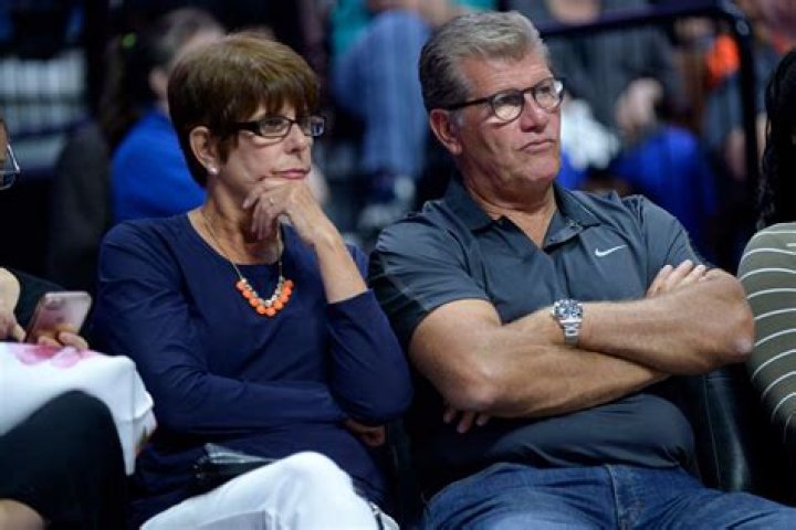 Kathy Auriemma UConn Geno Auriemma's Wife (wiki, bio)