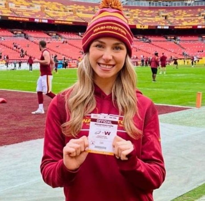 Katie Feeney Age, Net Worth, Boyfriend, Family, Height and Biography
