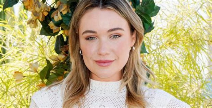 Katrina Bowden Biography