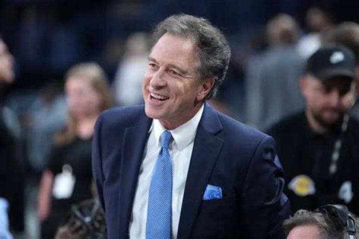Kevin Harlan's Wiki Bio, wife, daughter Olivia Harlan, net worth, salary