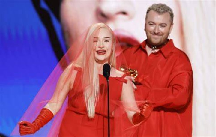 Kim Petras pays tribute to SOPHIE during Grammys speech "Your