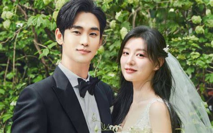Kim Soo Hyun's Marital Status: Breaking News Revealed