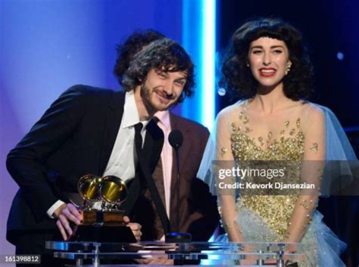 Kimbra Biography