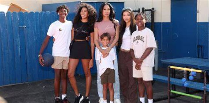 Kimora Lee Simmons Parents Meet Joanne And Vernon Religion
