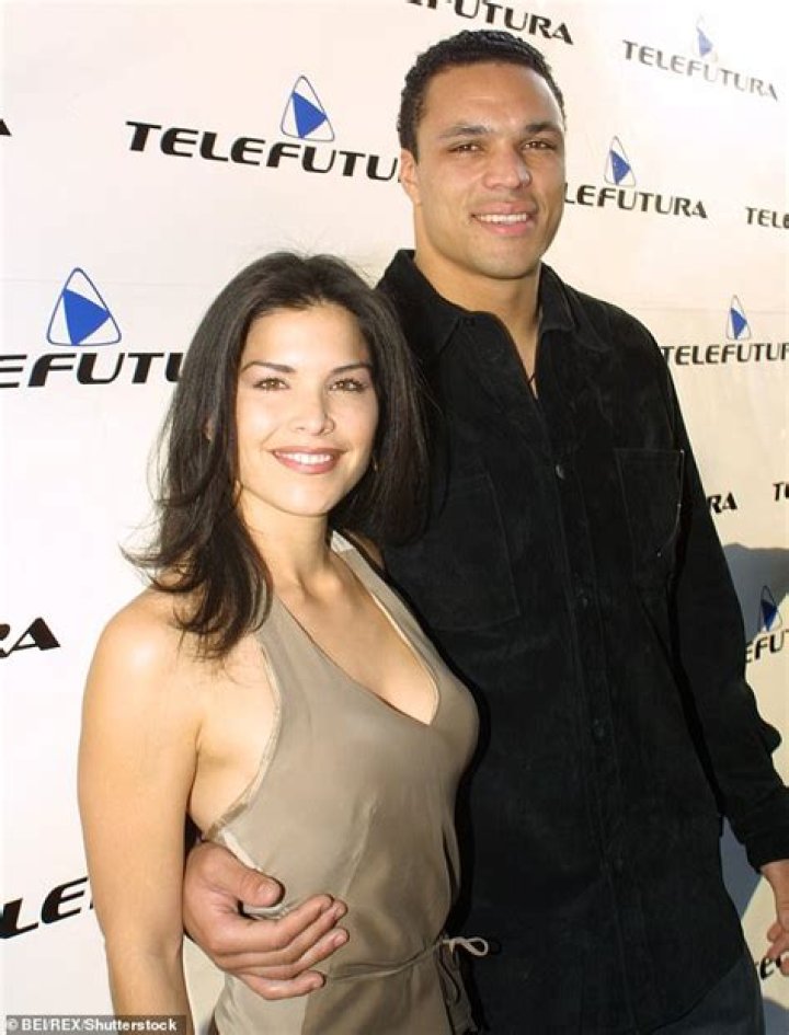 Larry Hernandez’s Past Relationship, Ex-Wife