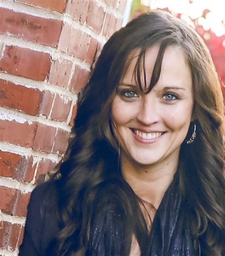 Laura Hayes Net Worth What You Should Know About The Actress